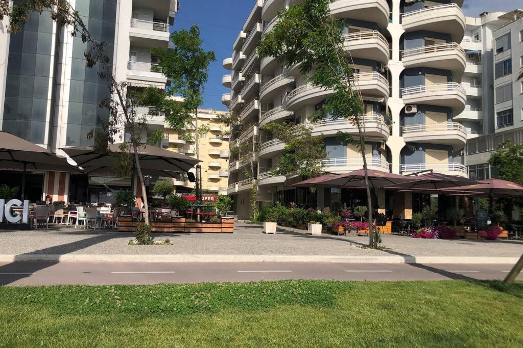 Ari'S Apartment Vlorë Exterior foto